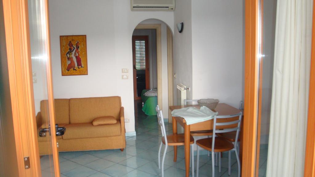 Ischia Uno Residence Forio  Ruang foto