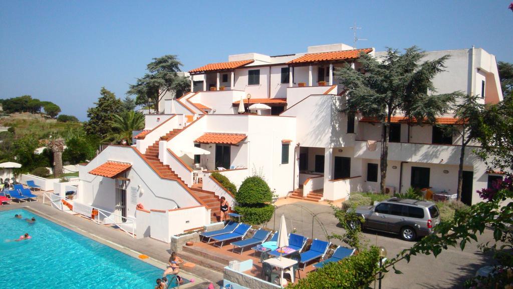 Ischia Uno Residence Forio  Bagian luar foto